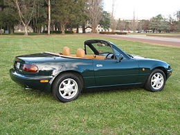 1990-1991_Mazda_MX-5_(NA)_Limited_Edition_convertible_01.jpg